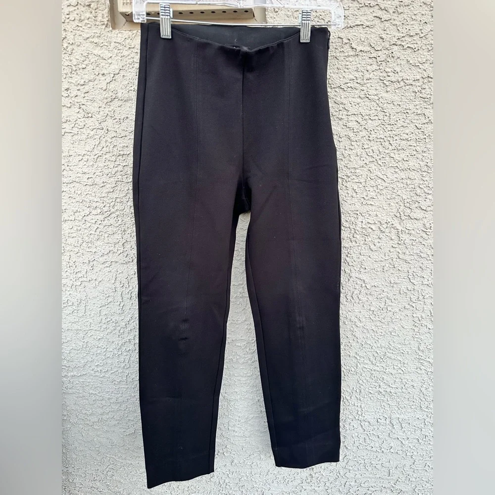Quince Ultra Stretch Ponte Pintuck Black Ankle Pants, Size M, Pristine Like New! - Picture 13 of 15